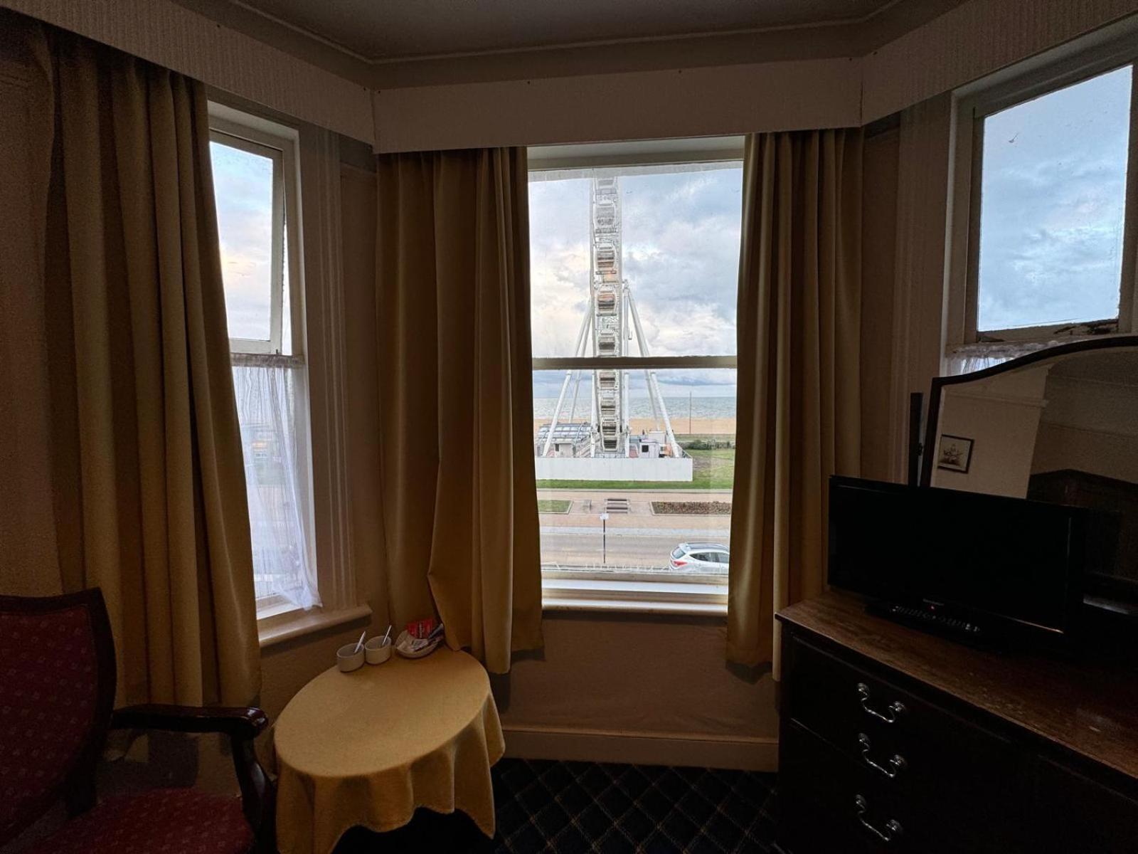 Royal Hotel เกรทยาร์มัธ ภายนอก รูปภาพ